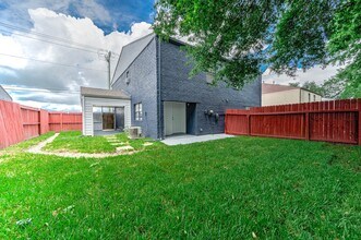 Building Photo - 4620 W Orange St