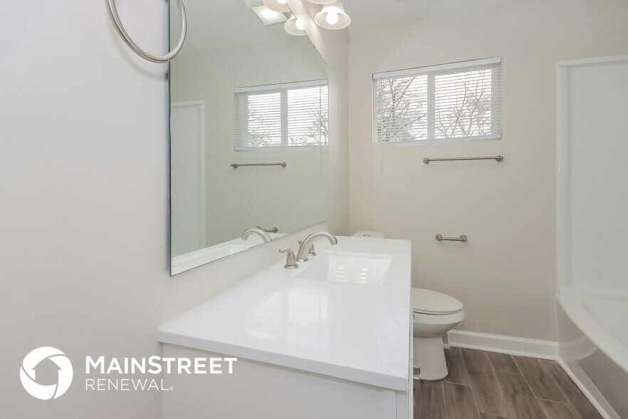 Building Photo - 532 Virginia Ave