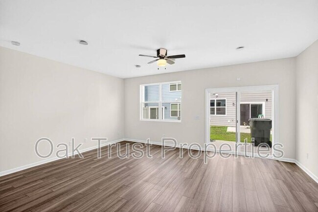 Building Photo - 502 Townsford Ln