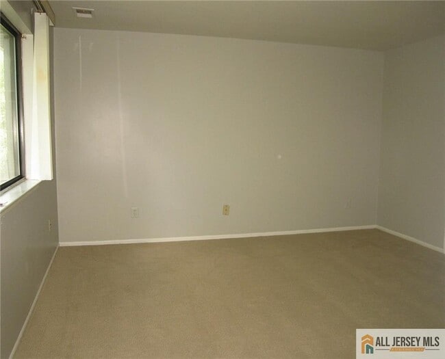 Building Photo - 4406 Birchwood Ct