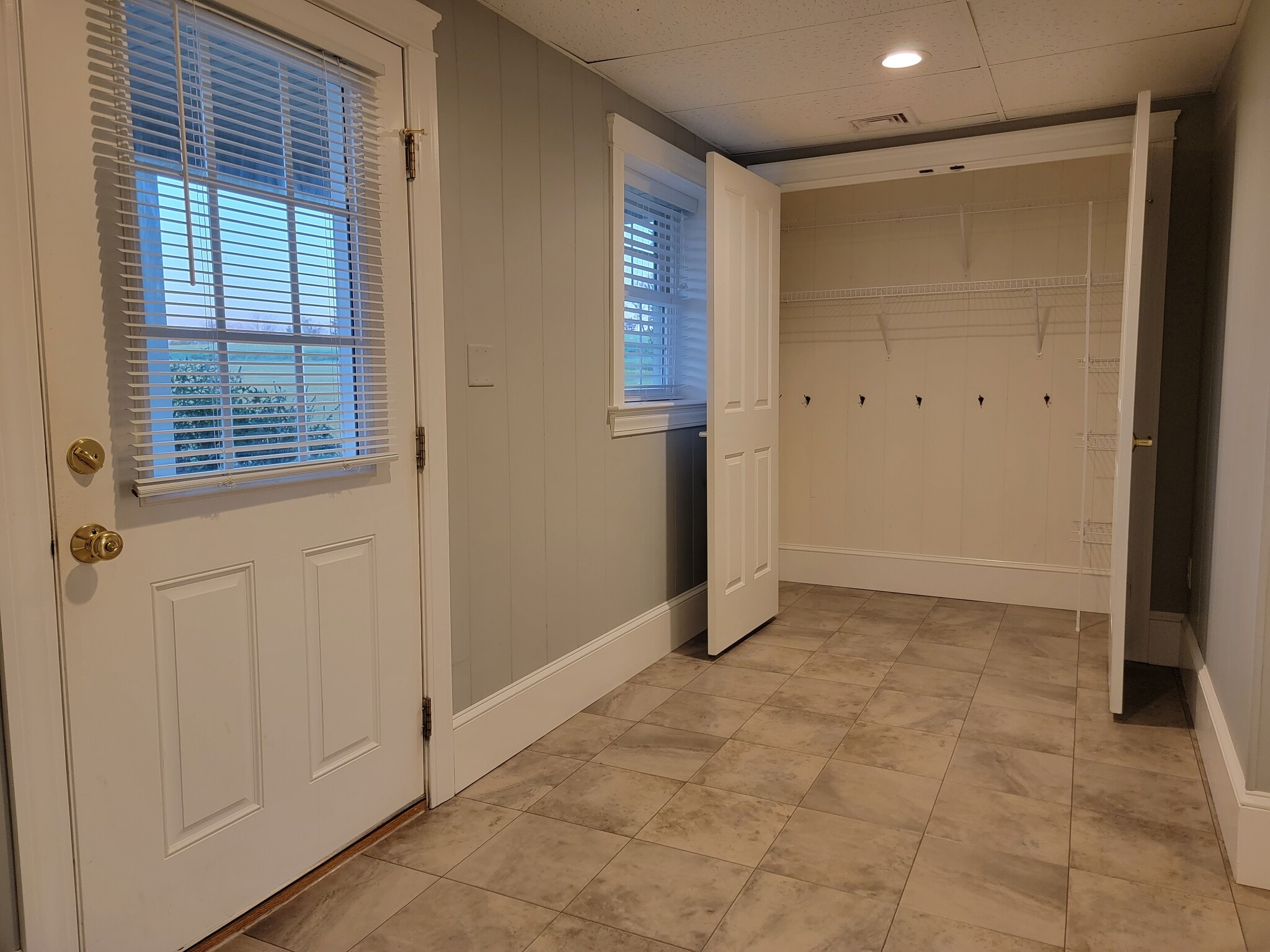 Building Photo - 3945 Conrad Weiser Pky
