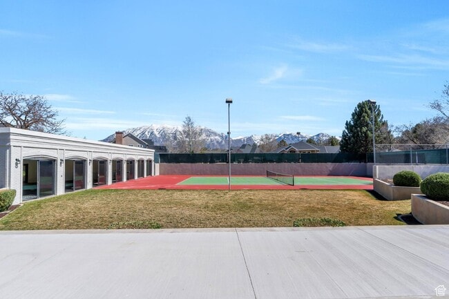 Building Photo - 881 S 635 W
