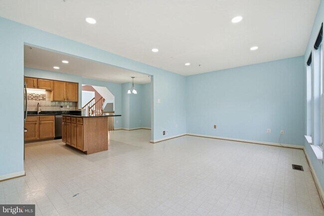 Building Photo - 4603 Weston Pl