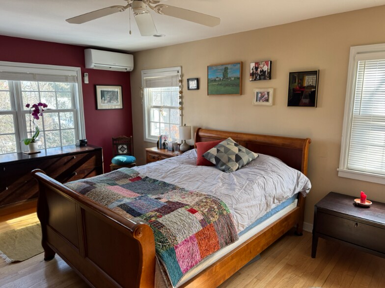 Building Photo - 1223 Dartmouth Rd