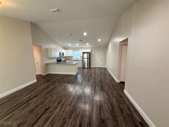 Building Photo - 3003 Harvard Cir