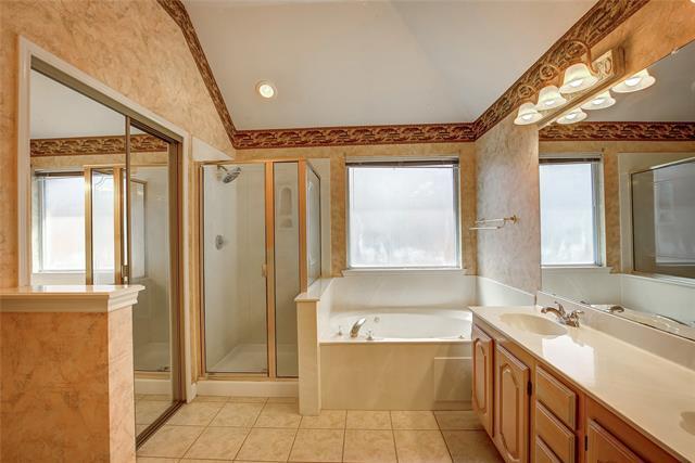 Building Photo - 909 Mallard Way