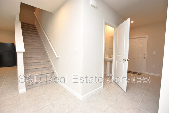 Building Photo - 622 Manchester Path