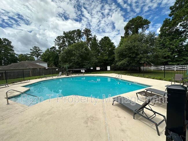 Building Photo - 190 Salt Landing Cir