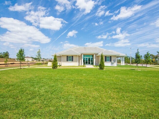 Building Photo - 6780 Canterbridge Dr