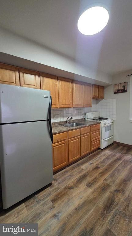 Building Photo - 7332 Montour St