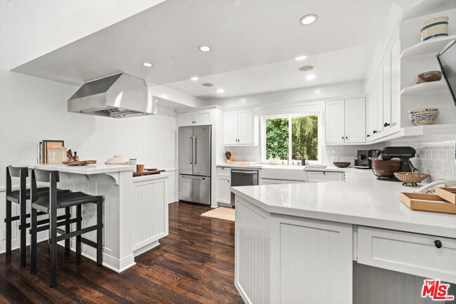Building Photo - 2107 El Roble Ln