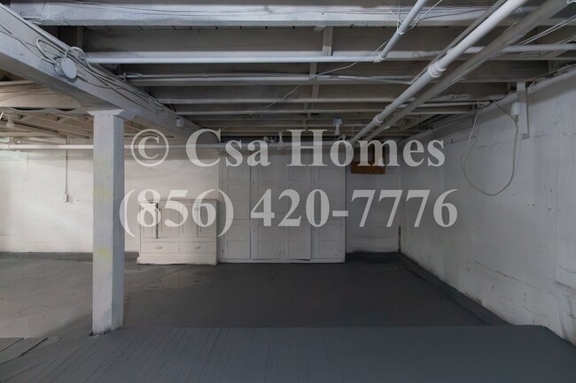 Building Photo - Newly Renovated 3 Bed, 1.5 Bath in Fairview!