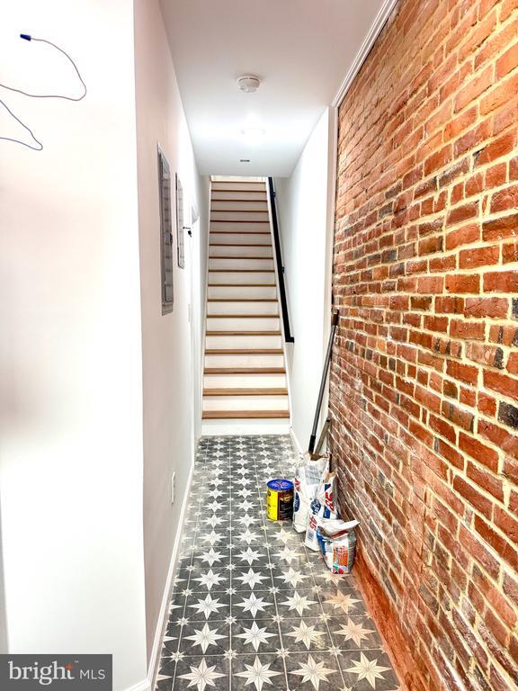 Building Photo - 781 S 3rd St