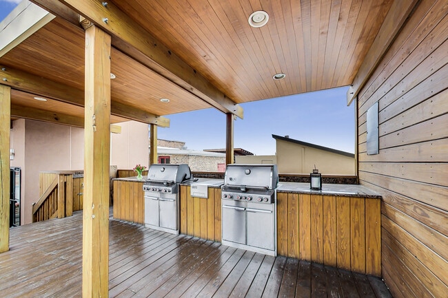 Building Photo - 1327 W Washington Blvd