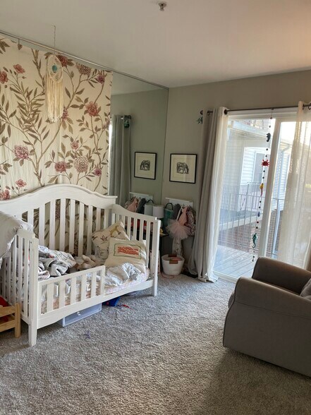 Building Photo - 1954 Lindsay Ln