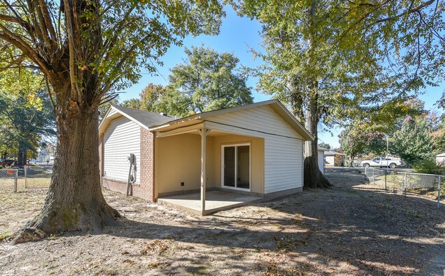 Building Photo - 101 Adirondack Ln