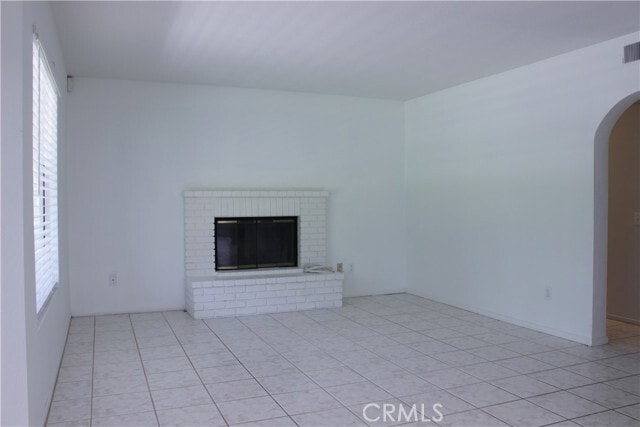 Building Photo - 26171 Camelot Ave