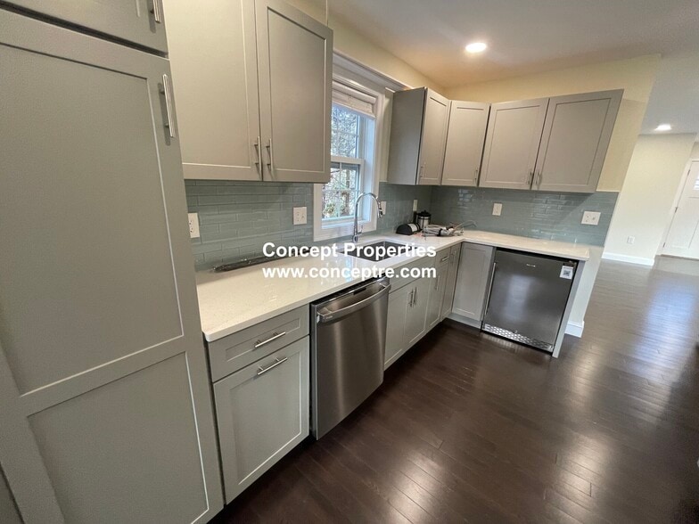 Building Photo - 48 Caldwell Rd