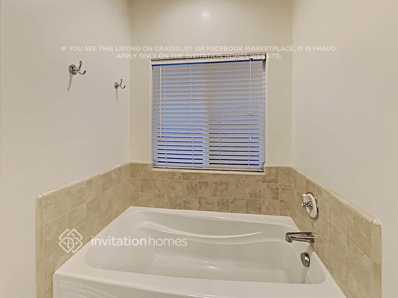 Building Photo - 5520 Hope Ranch Ct