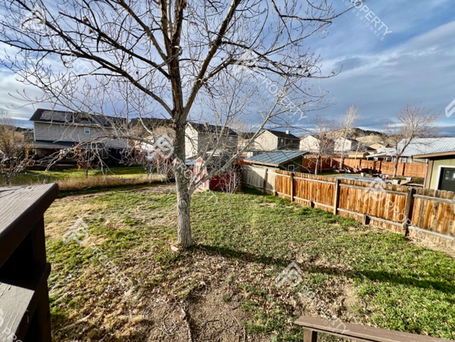 Building Photo - Single Family Home in Rifle for Rent