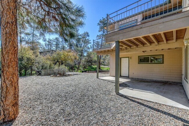 Building Photo - Beautiful home in the Mountain Club!