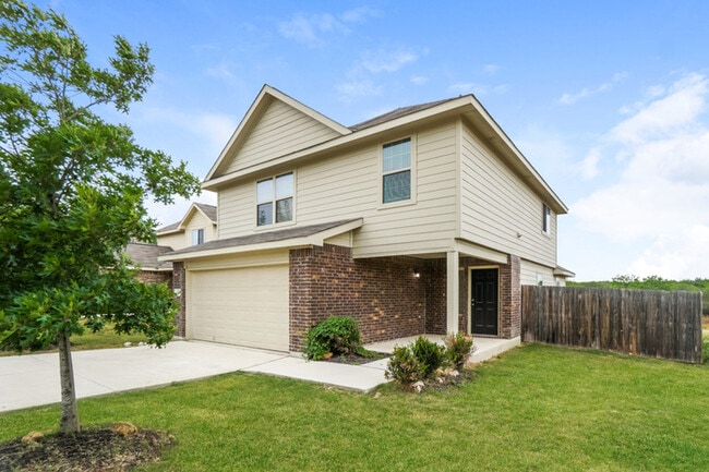 Building Photo - 4826 War Horse Dr