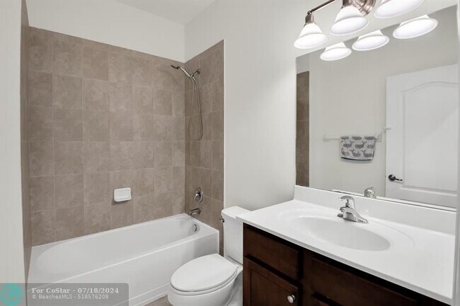 Building Photo - 8455 Lakeview Trail