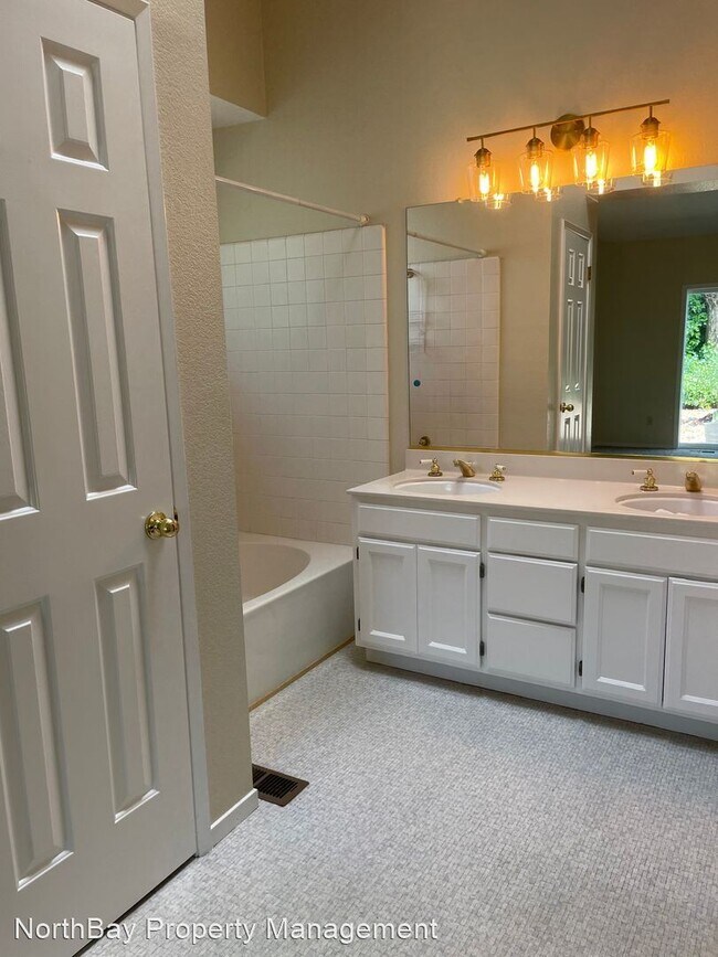 Building Photo - 3 br, 2 bath House - 7117 Hastings Pl