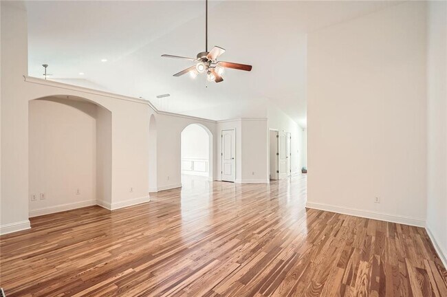 Building Photo - 1873 Jameson Cir NE