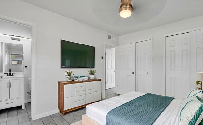 Building Photo - 9412 Beals St