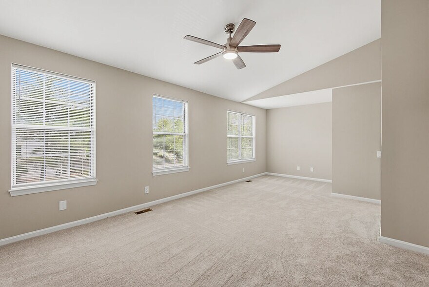Building Photo - 11180 Rienzi Pl