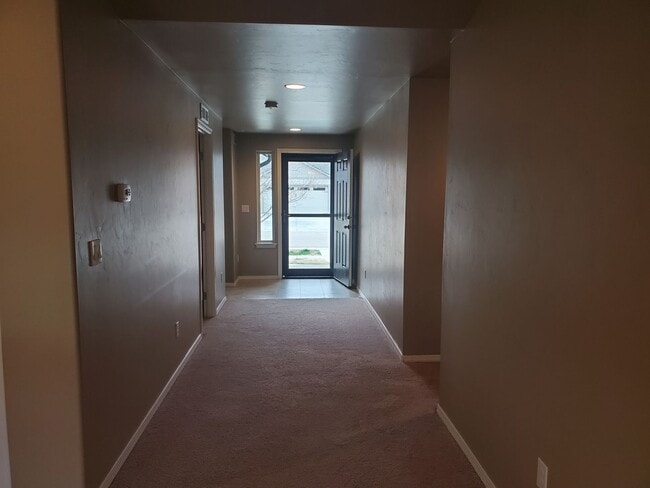 Building Photo - Charming and conveniently located in Nampa 3 bedroom, 2 bath home