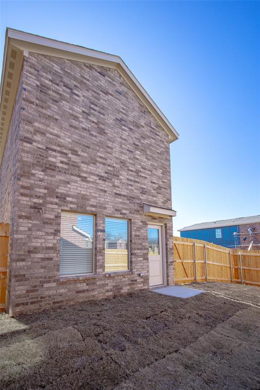 Building Photo - 2023 Delphine Dr