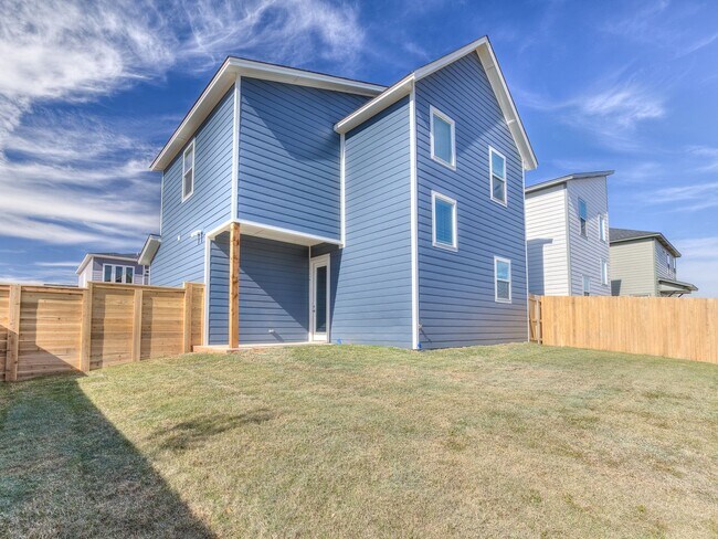 Building Photo - 2523 NW 132nd Pl