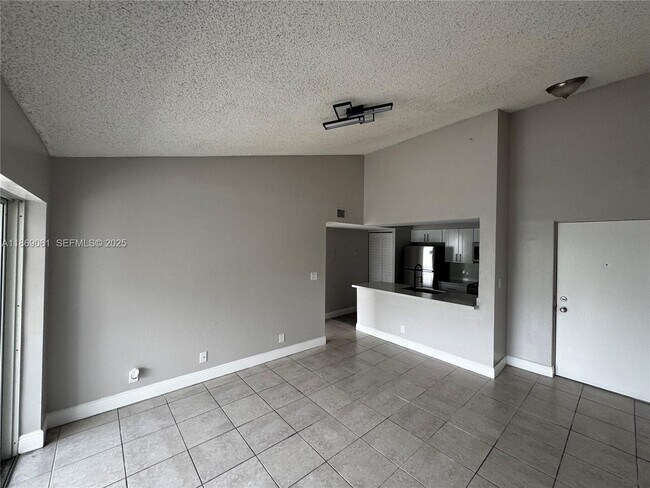 Building Photo - 5780 Rock Island Rd