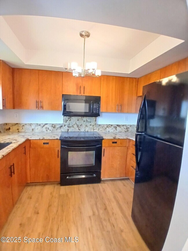 Building Photo - 325 S Banana River Blvd