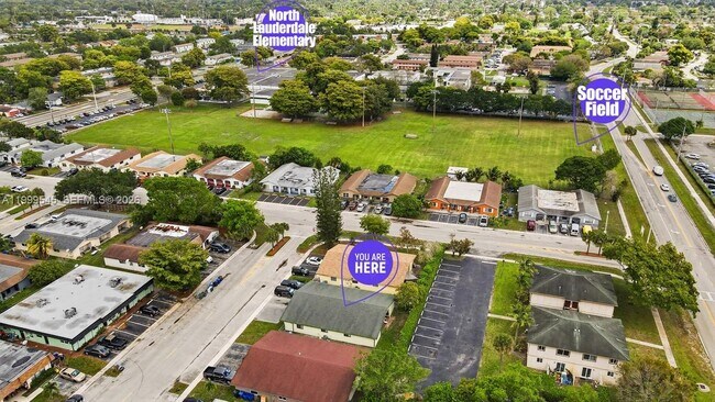 Building Photo - 7604 SW 10th Ct