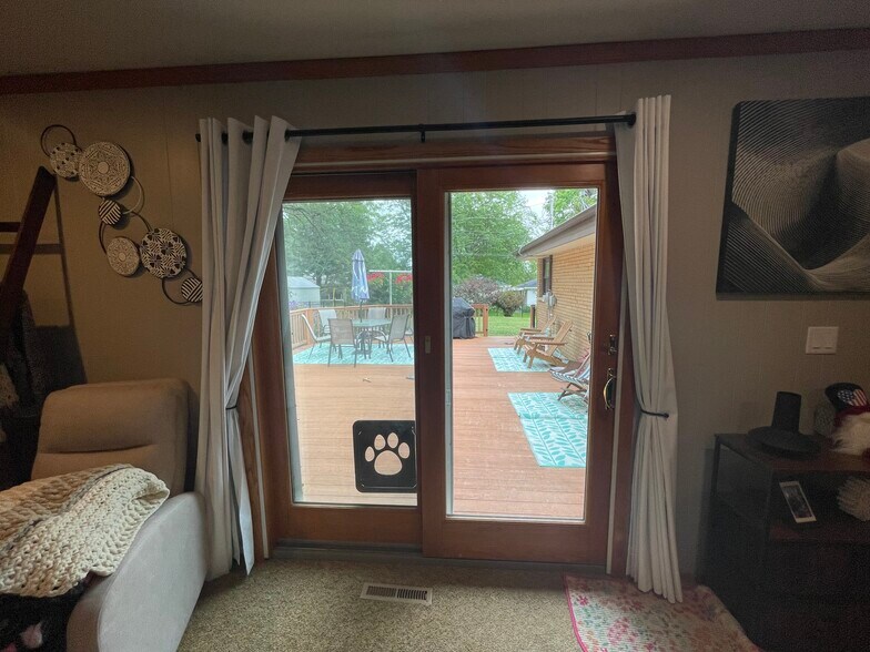 Building Photo - 6016 S 19th St