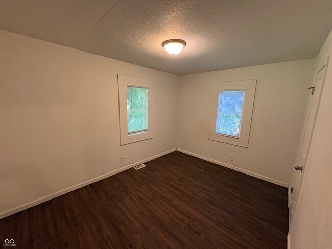 Building Photo - 4348 Crittenden Ave