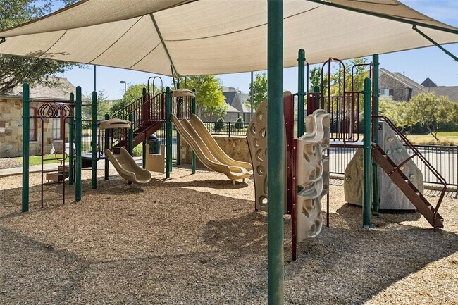 Building Photo - 7721 Shackelford Dr