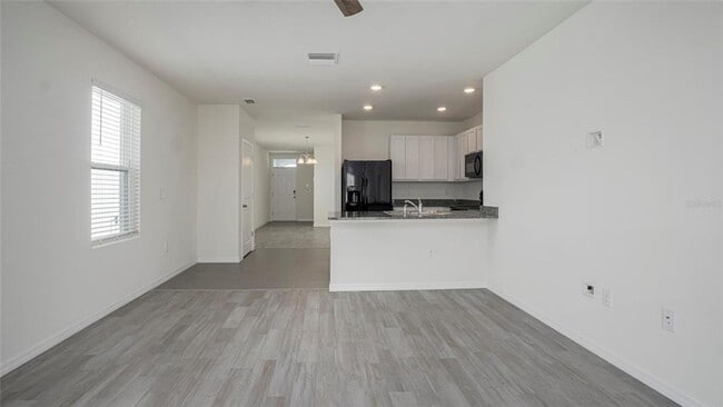 Building Photo - 32641 Abby Lax Ln