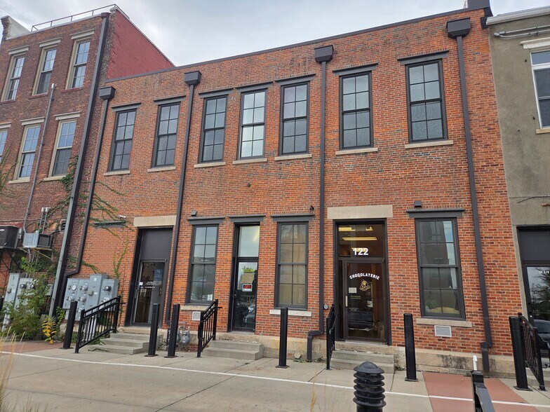 Building Photo - 124 Main St