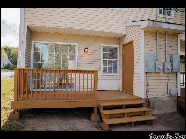 Building Photo - 721 S Valentine St