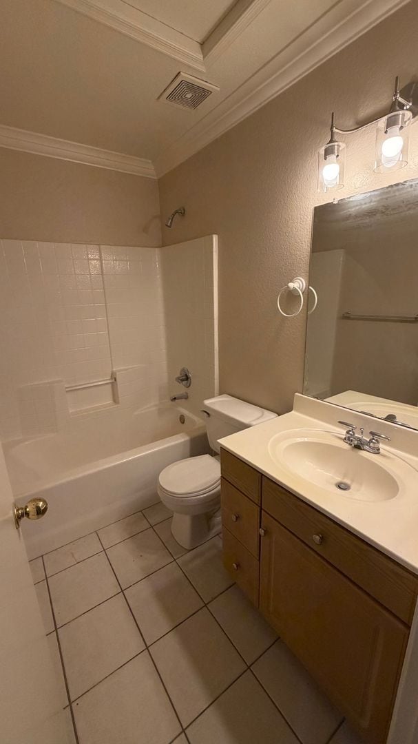 Building Photo - Freshly Painted 3 bedroom/2 bathroom Peoria Home!