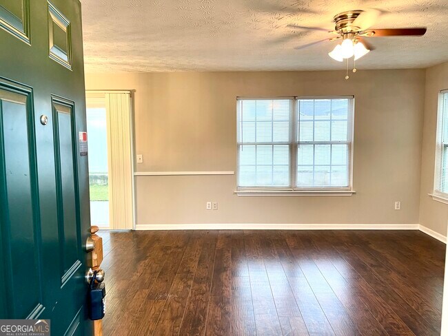 Building Photo - 650 Windcroft Cir NW