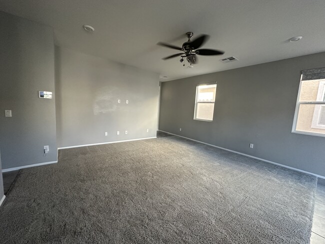 Building Photo - 7124 Fossil Lake St