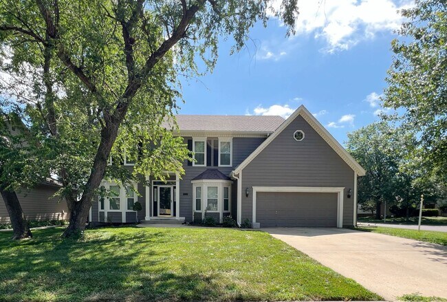 Primary Photo - COMING SOON: Spacious 4-Bed Home with Fini...