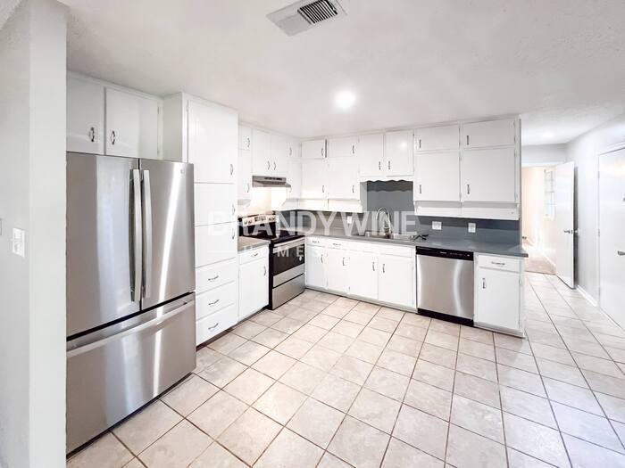 Building Photo - 1306 Duane St