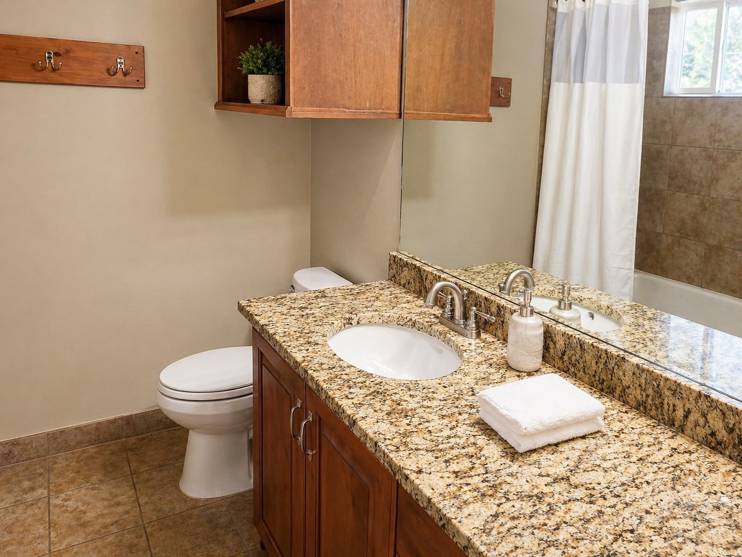 Building Photo - 390 N 300 E