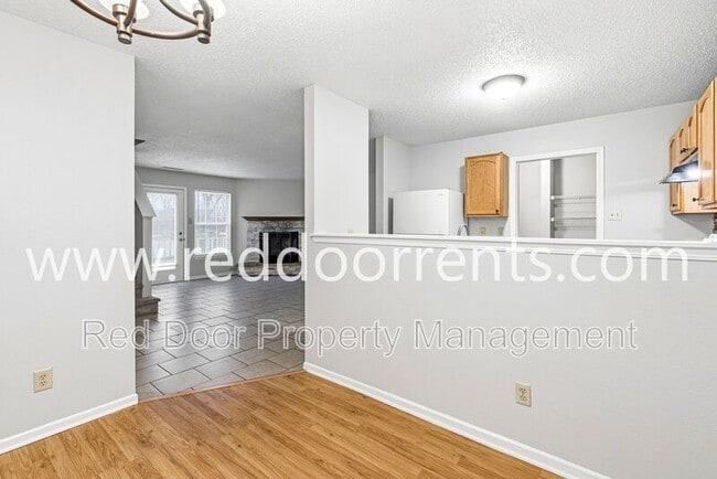 Building Photo - 2249 Collins Way